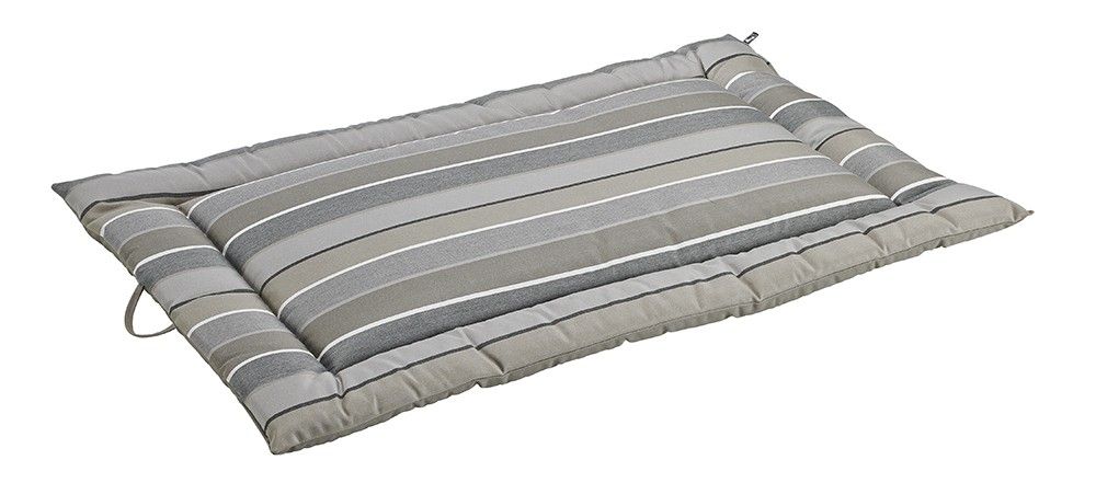 Bowsers-outdoor-dog-patio-mat-boardwalk-stripe